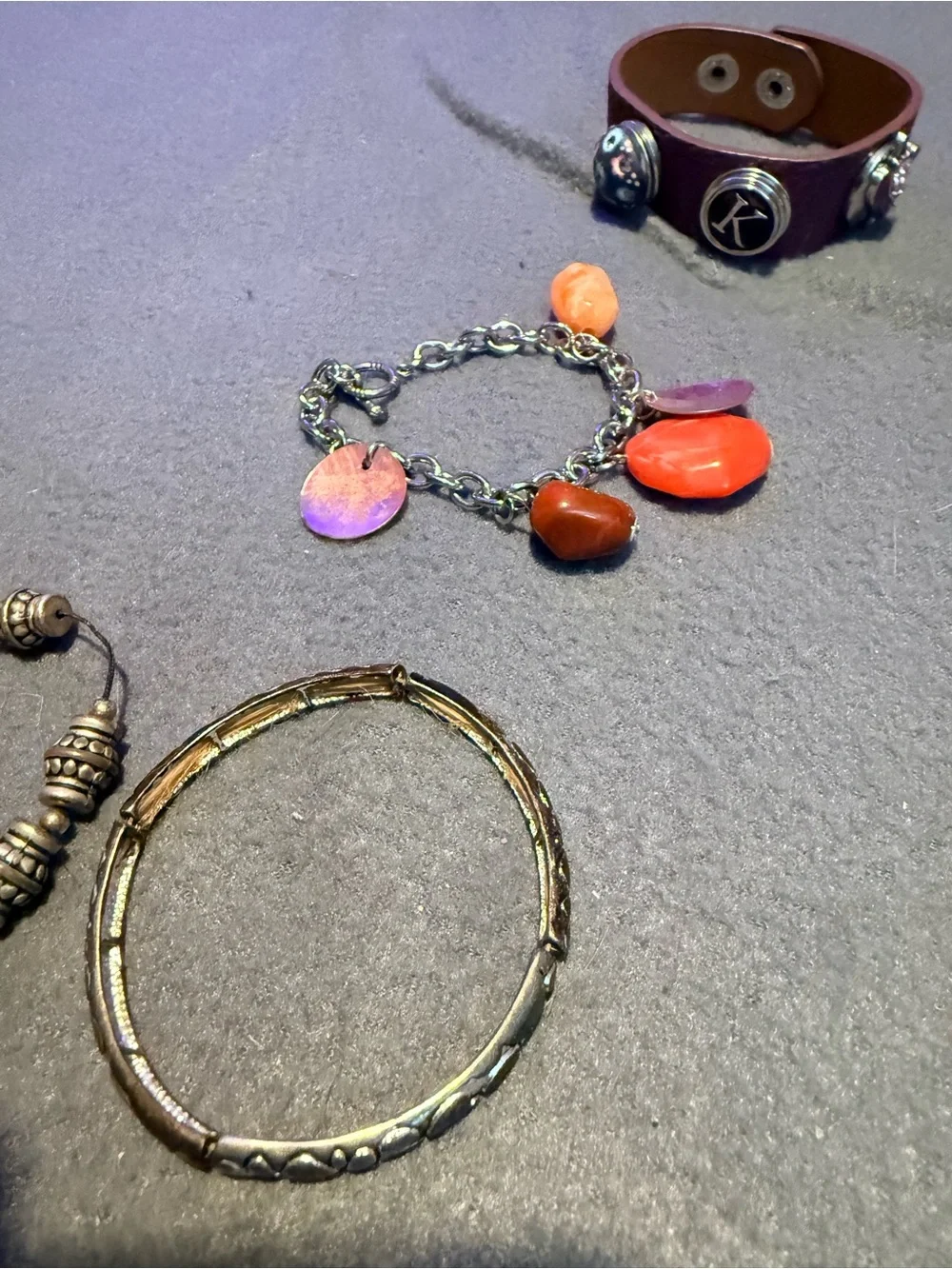 Assorted Women's Bracelet Set - Mixed Colors